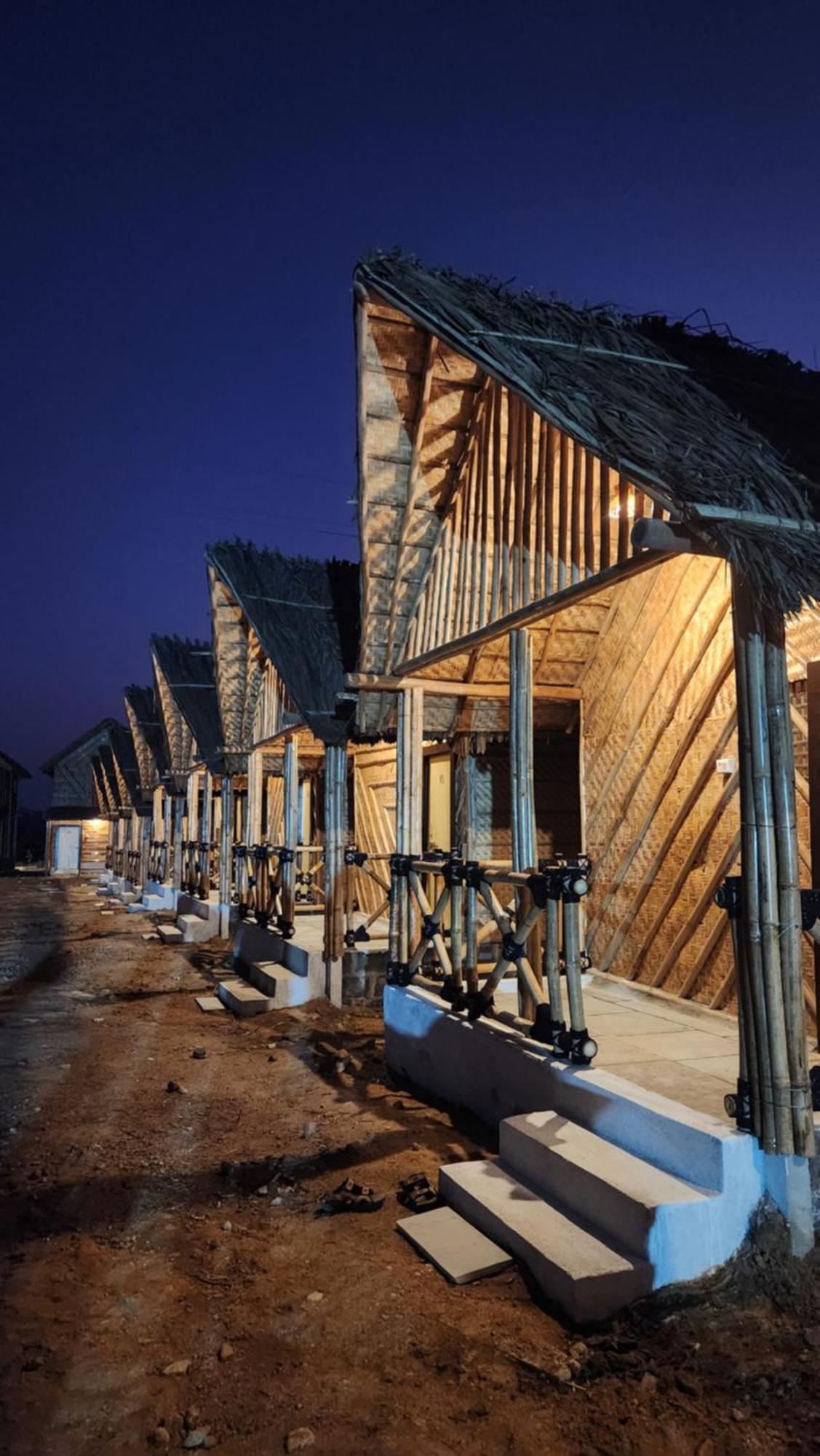 Vanya The Exotic World Resort Hampi Extérieur photo