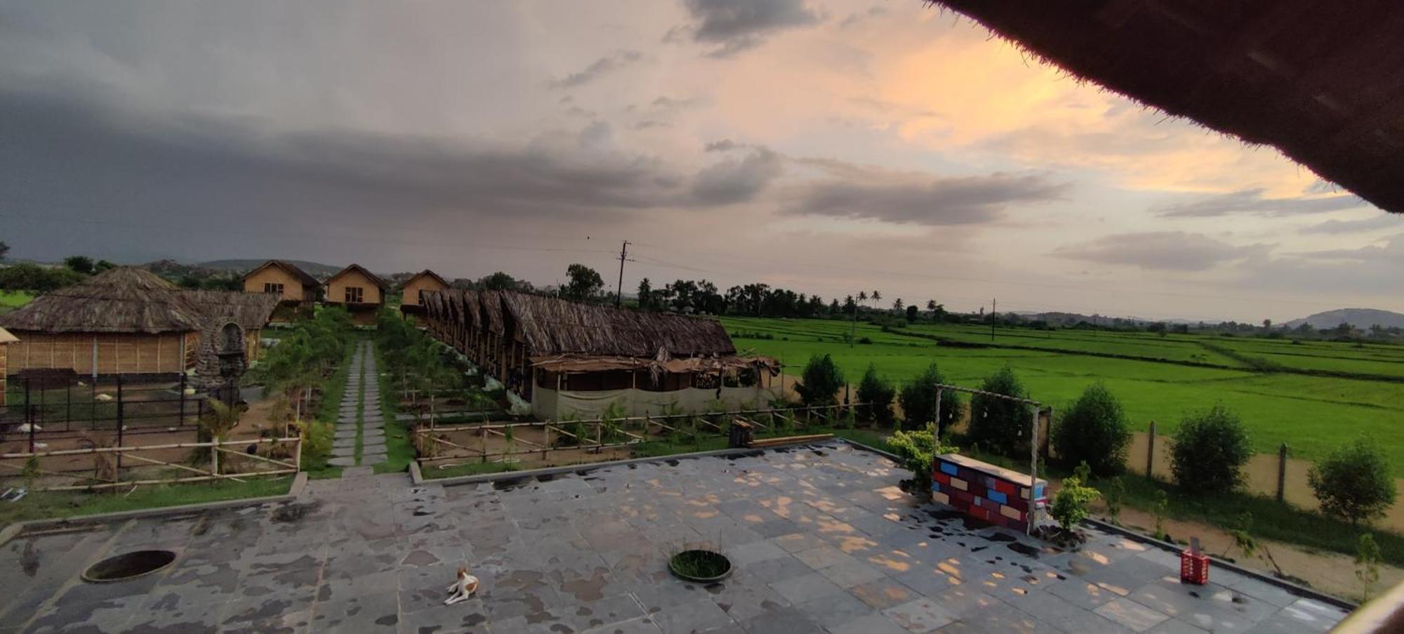 Vanya The Exotic World Resort Hampi Extérieur photo