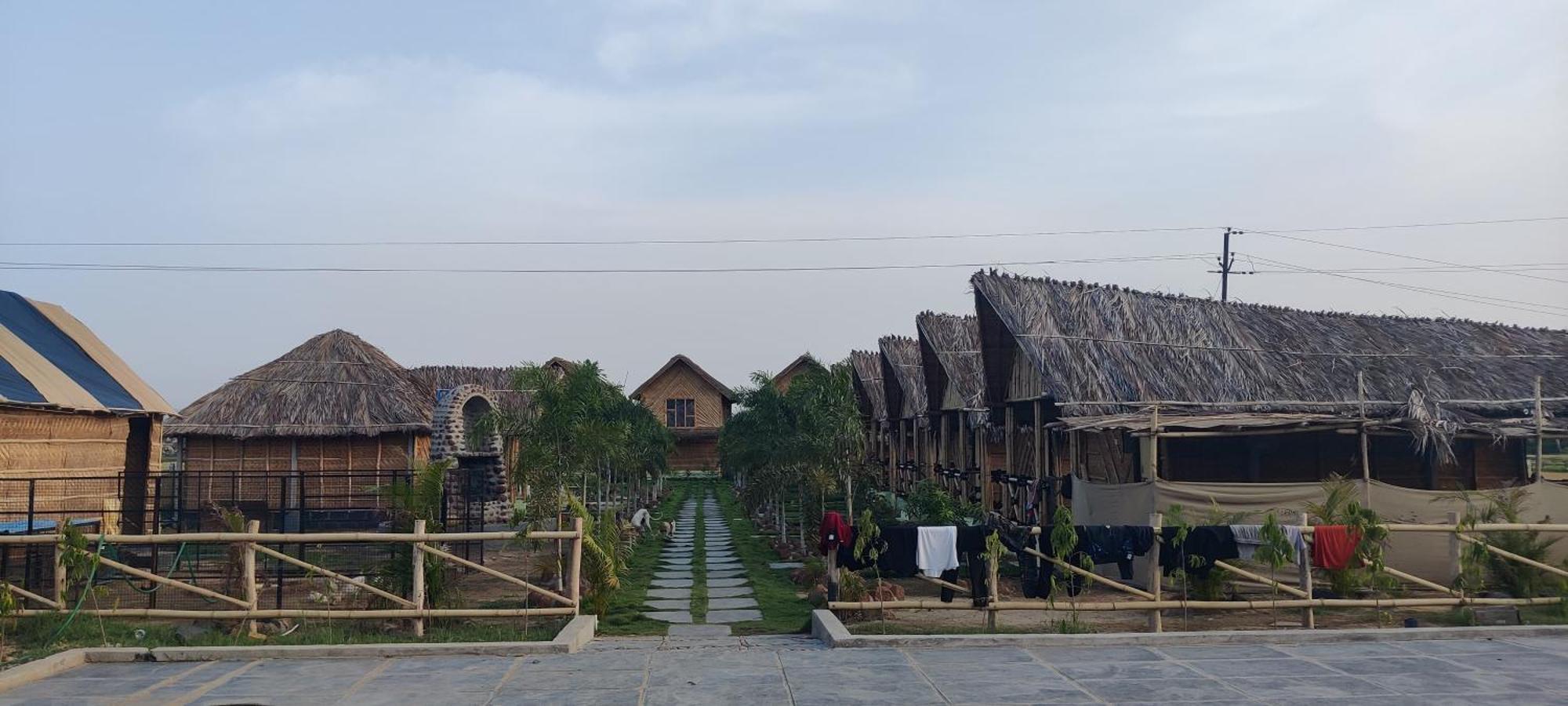 Vanya The Exotic World Resort Hampi Extérieur photo