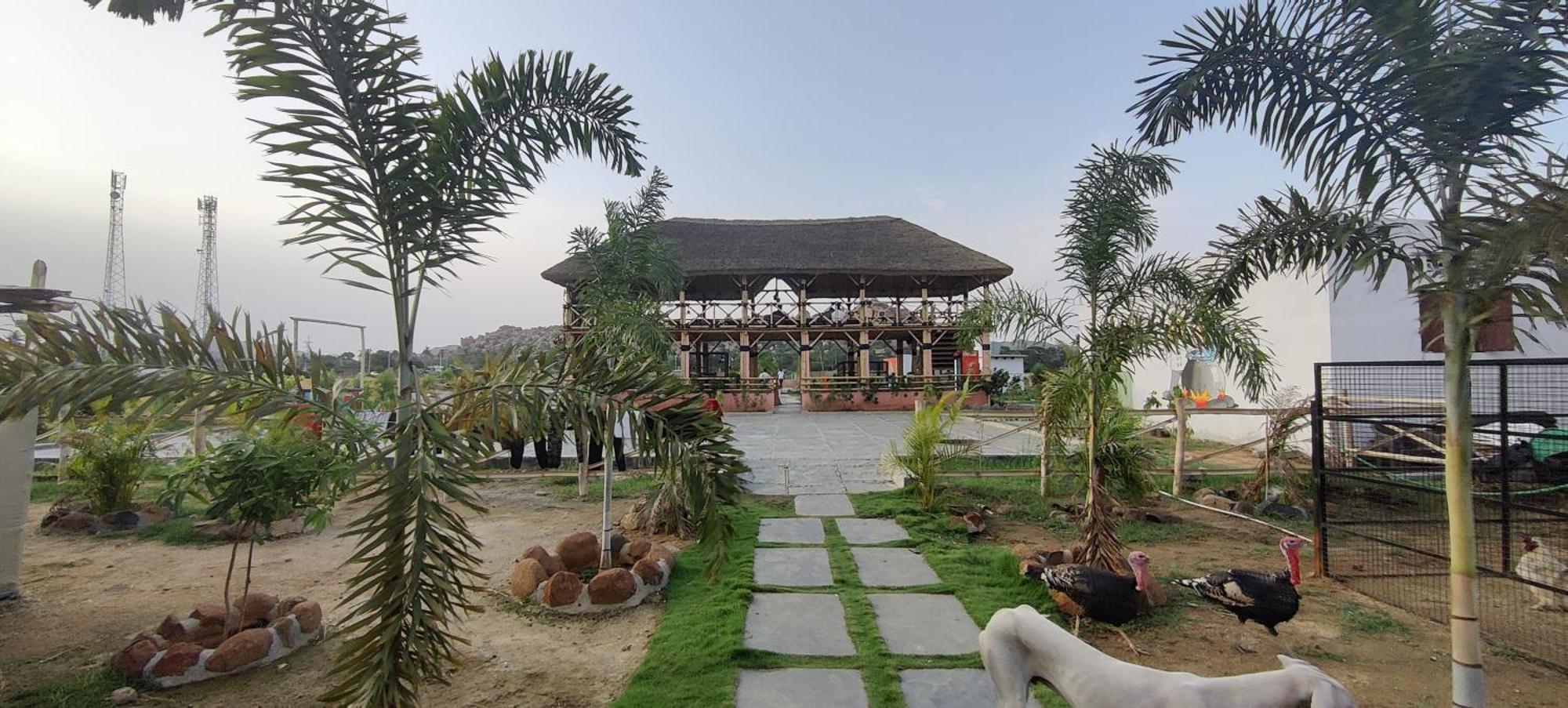Vanya The Exotic World Resort Hampi Extérieur photo